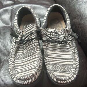 Hey Dudes black and white shoes size US men’s 7